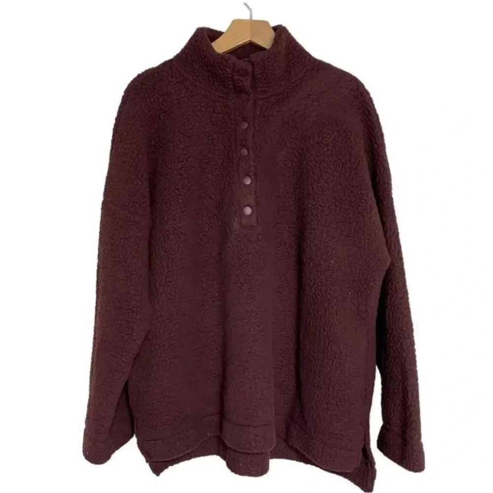 Aerie L oversized maroon faux Sherpa‎ cozy pull over sweatshirt with pockets